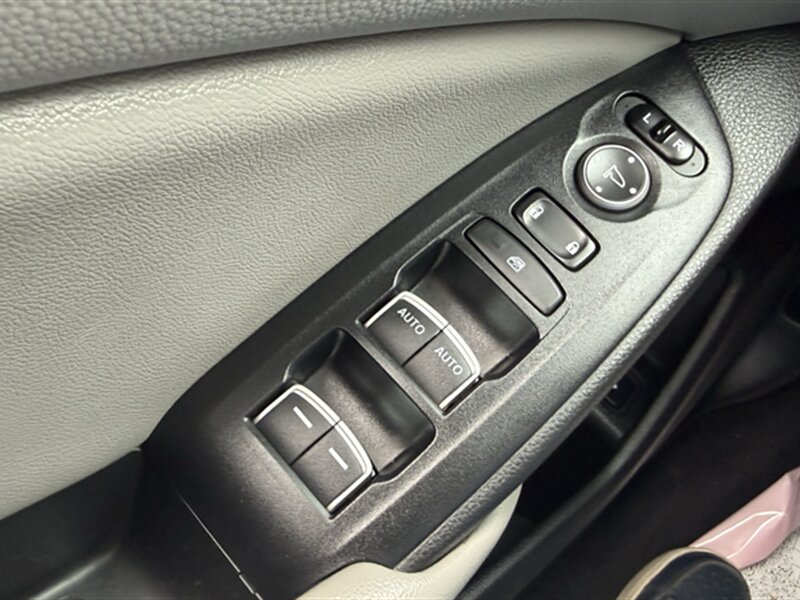 2019 Honda Accord Hybrid EX - Photo 18 - Lakeport, CA 95453-5619