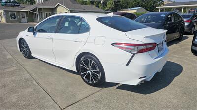 2018 Toyota Camry XLE   - Photo 4 - Lakeport, CA 95453-5619