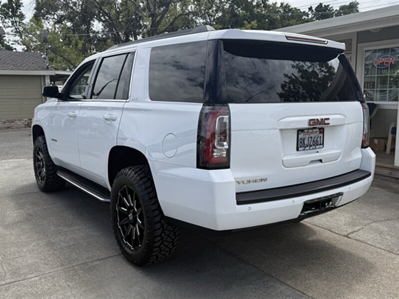 2020 GMC Yukon SLT - Photo 4 - Lakeport, CA 95453-5619