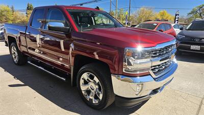2017 Chevrolet Silverado 1500 LTZ   - Photo 2 - Lakeport, CA 95453-5619
