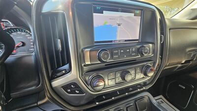 2017 Chevrolet Silverado 1500 LTZ   - Photo 9 - Lakeport, CA 95453-5619