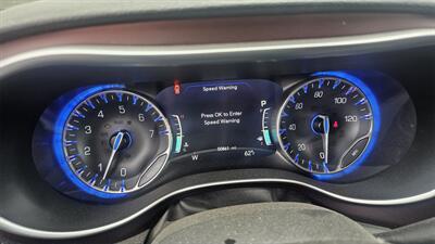2020 Chrysler Pacifica Limited 35th Anniversary   - Photo 5 - Lakeport, CA 95453-5619