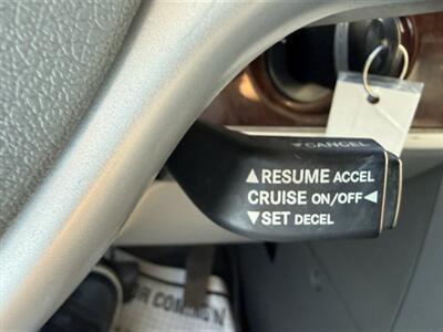 2010 Chrysler Town & Country Touring   - Photo 19 - Lakeport, CA 95453-5619