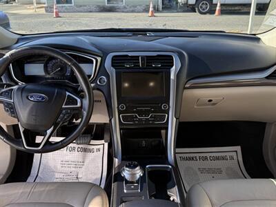 2017 Ford Fusion SE - Photo 8 - Lakeport, CA 95453-5619