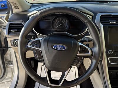 2017 Ford Fusion SE - Photo 9 - Lakeport, CA 95453-5619
