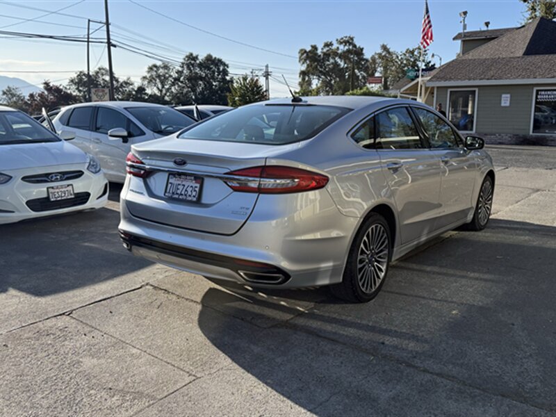 2017 Ford Fusion SE - Photo 4 - Lakeport, CA 95453-5619