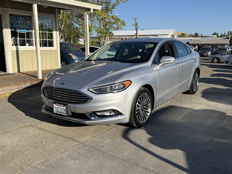 2017 Ford Fusion SE - Photo 2 - Lakeport, CA 95453-5619