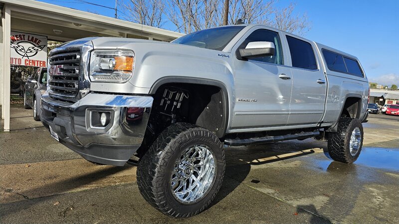 2016 GMC Sierra 2500HD SLE's photo