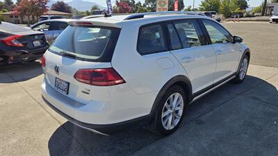 2017 Volkswagen Golf Alltrack TSI SE 4Motion   - Photo 2 - Lakeport, CA 95453-5619