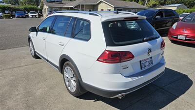 2017 Volkswagen Golf Alltrack TSI SE 4Motion   - Photo 3 - Lakeport, CA 95453-5619