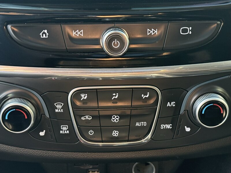 2020 Chevrolet Traverse RS - Photo 13 - Lakeport, CA 95453-5619