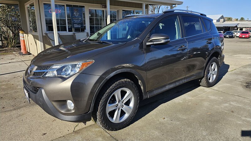 2013 Toyota RAV4 XLE's photo