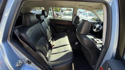 2012 Subaru Outback 3.6R Limited - Photo 11 - Lakeport, CA 95453-5619