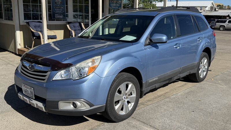 2012 Subaru Outback 3.6R Limited  