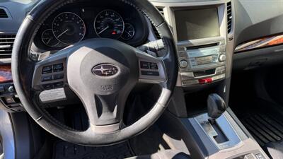 2012 Subaru Outback 3.6R Limited - Photo 6 - Lakeport, CA 95453-5619