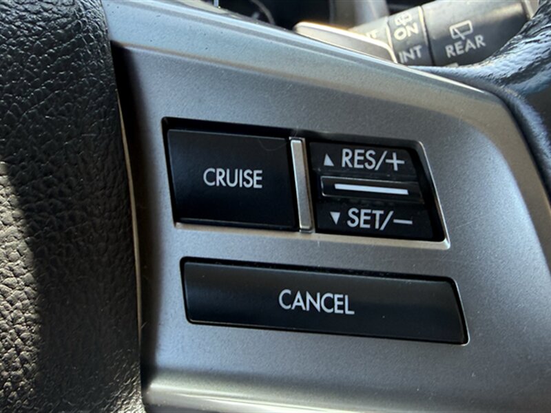 2012 Subaru Outback 3.6R Limited - Photo 15 - Lakeport, CA 95453-5619