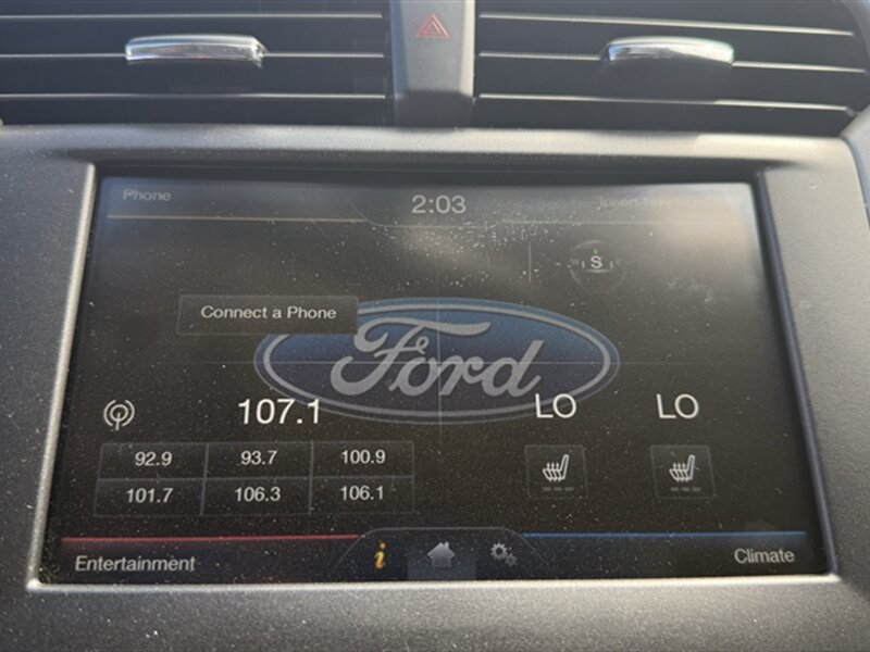 2016 Ford Fusion SE - Photo 11 - Lakeport, CA 95453-5619