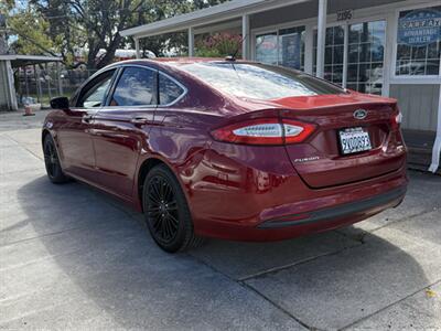 2016 Ford Fusion SE - Photo 5 - Lakeport, CA 95453-5619