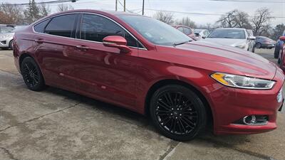 2016 Ford Fusion SE - Photo 2 - Lakeport, CA 95453-5619