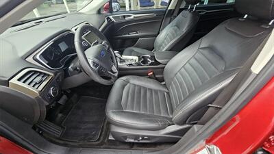 2016 Ford Fusion SE - Photo 8 - Lakeport, CA 95453-5619