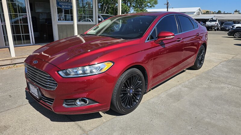 2016 Ford Fusion SE   - Photo 1 - Lakeport, CA 95453-5619