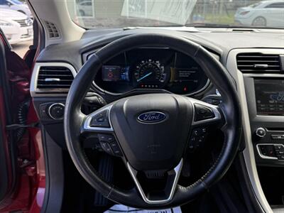 2016 Ford Fusion SE - Photo 9 - Lakeport, CA 95453-5619
