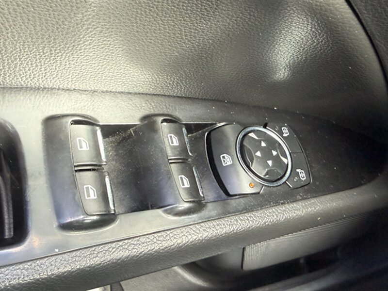 2016 Ford Fusion SE - Photo 18 - Lakeport, CA 95453-5619