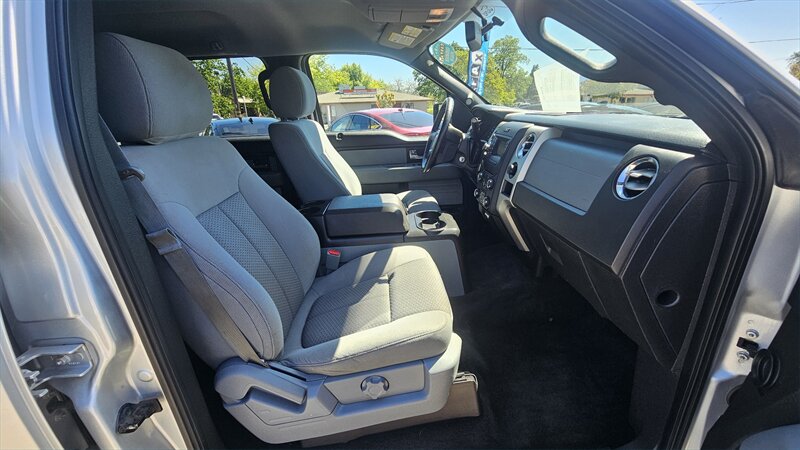 2014 Ford F-150 XLT 4X4 - Photo 9 - Lakeport, CA 95453-5619