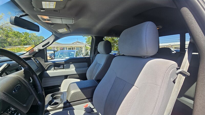 2014 Ford F-150 XLT 4X4 - Photo 15 - Lakeport, CA 95453-5619