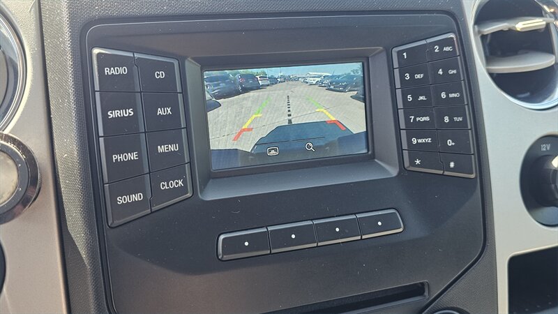 2014 Ford F-150 XLT 4X4 - Photo 16 - Lakeport, CA 95453-5619
