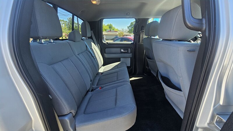 2014 Ford F-150 XLT 4X4 - Photo 12 - Lakeport, CA 95453-5619