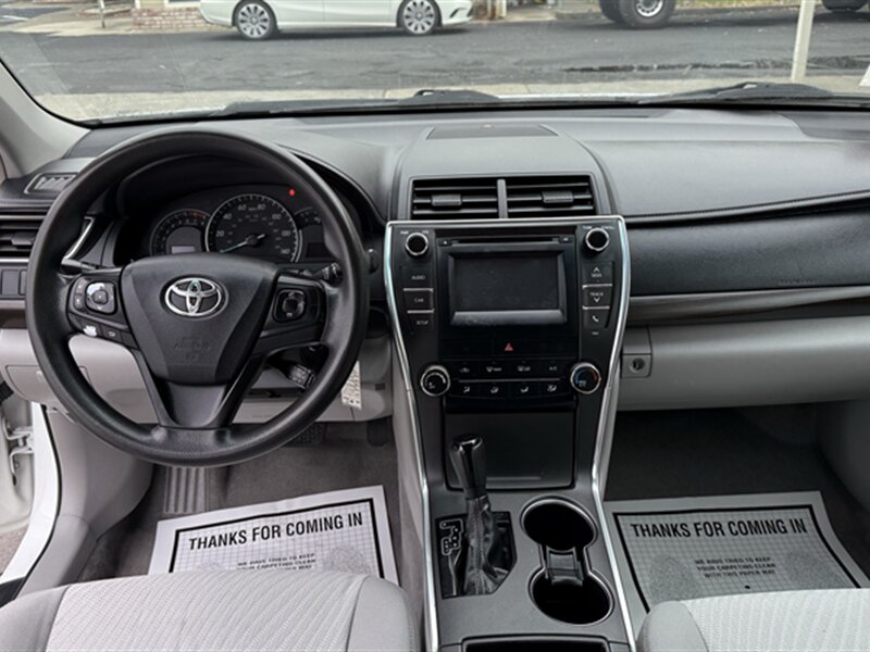 2015 Toyota Camry LE - Photo 8 - Lakeport, CA 95453-5619