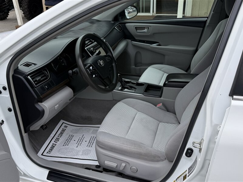 2015 Toyota Camry LE - Photo 7 - Lakeport, CA 95453-5619