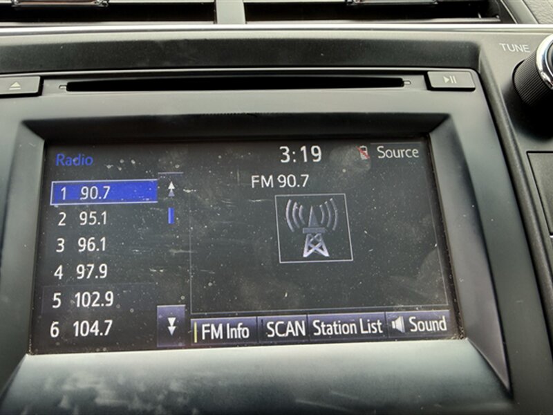 2015 Toyota Camry LE - Photo 11 - Lakeport, CA 95453-5619