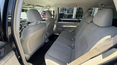 2013 Subaru Outback 2.5i Premium - Photo 8 - Lakeport, CA 95453-5619