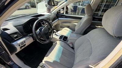 2013 Subaru Outback 2.5i Premium - Photo 9 - Lakeport, CA 95453-5619