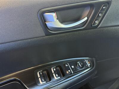 2017 Kia Optima Hybrid EX   - Photo 21 - Lakeport, CA 95453-5619