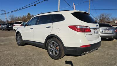 2016 Hyundai SANTA FE SE - Photo 4 - Lakeport, CA 95453-5619