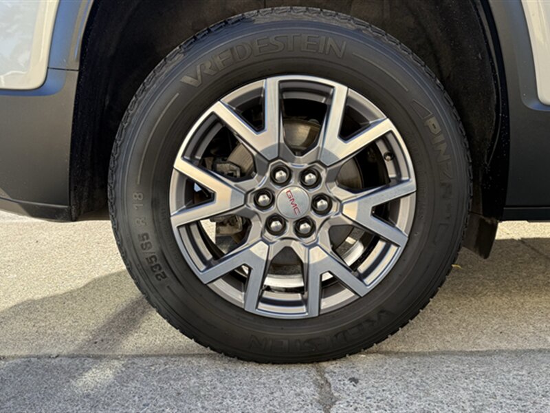2020 GMC Acadia SLT - Photo 5 - Lakeport, CA 95453-5619