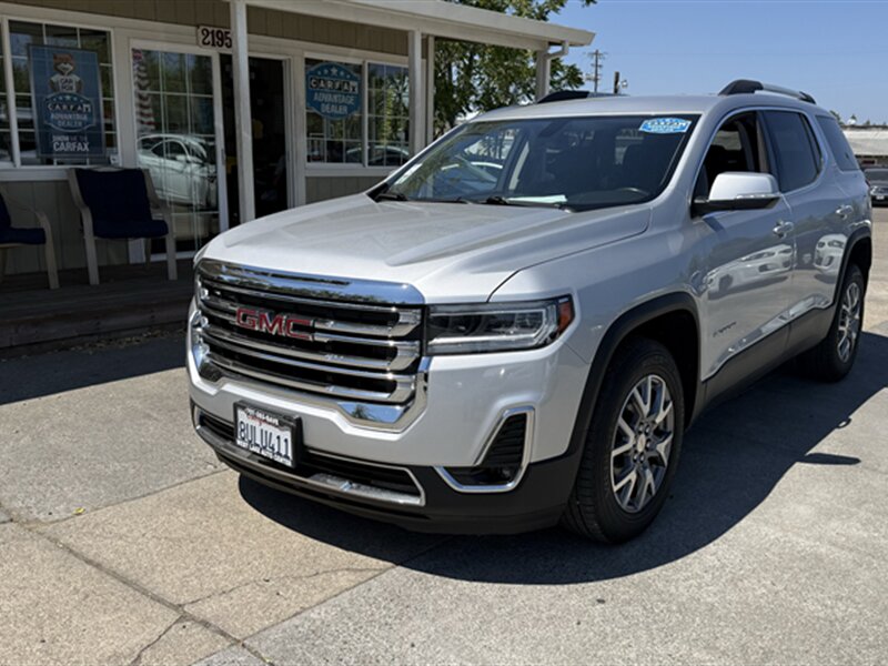 2020 GMC Acadia SLT  