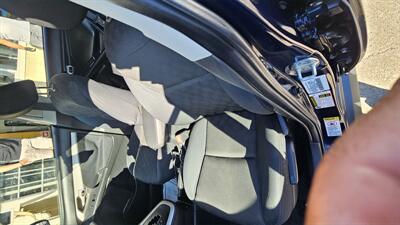 2009 Pontiac Vibe 2.4L   - Photo 9 - Lakeport, CA 95453-5619