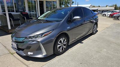 2017 Toyota Prius Prime Premium - Photo 8 - Lakeport, CA 95453-5619