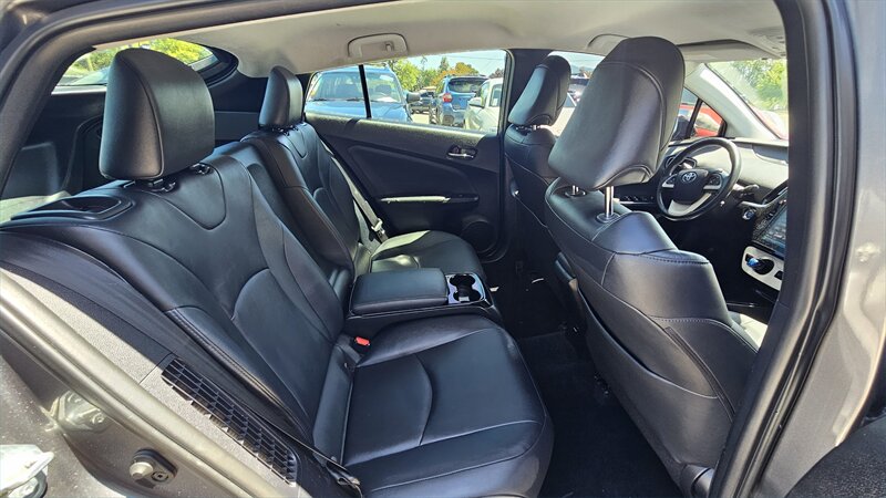 2017 Toyota Prius Prime Premium - Photo 14 - Lakeport, CA 95453-5619