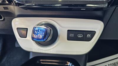 2017 Toyota Prius Prime Premium - Photo 20 - Lakeport, CA 95453-5619