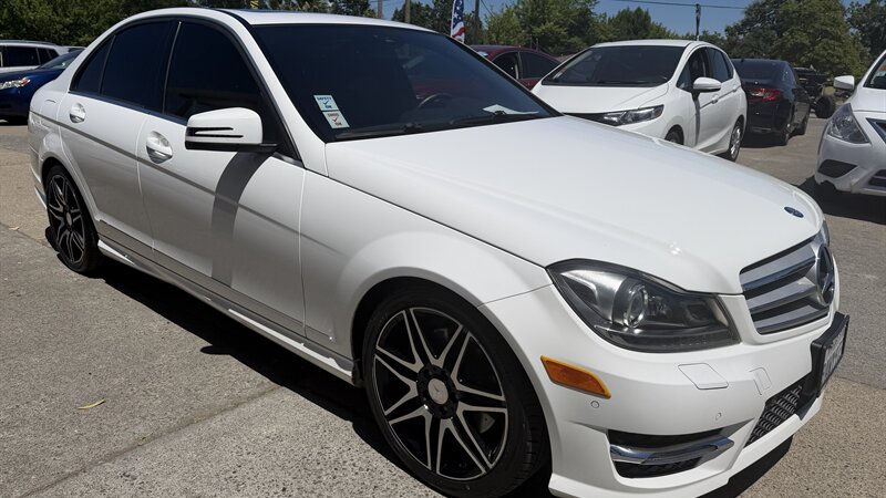 2013 Mercedes-Benz C 350 Sport - Photo 2 - Lakeport, CA 95453-5619
