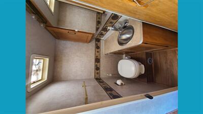 2005 FORD E-450 FLEETWOOD - Photo 15 - Lakeport, CA 95453-5619