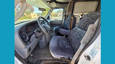 2005 FORD E-450 FLEETWOOD - Photo 5 - Lakeport, CA 95453-5619