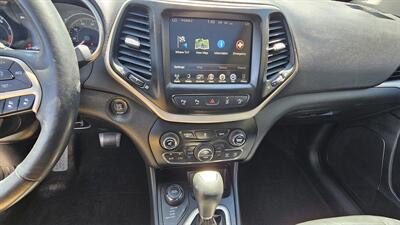 2014 Jeep Cherokee Limited   - Photo 12 - Lakeport, CA 95453-5619