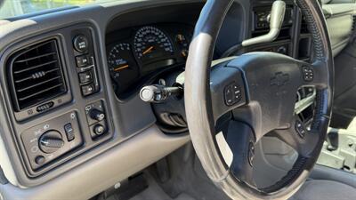 2004 Chevrolet Suburban 1500 LS   - Photo 19 - Lakeport, CA 95453-5619