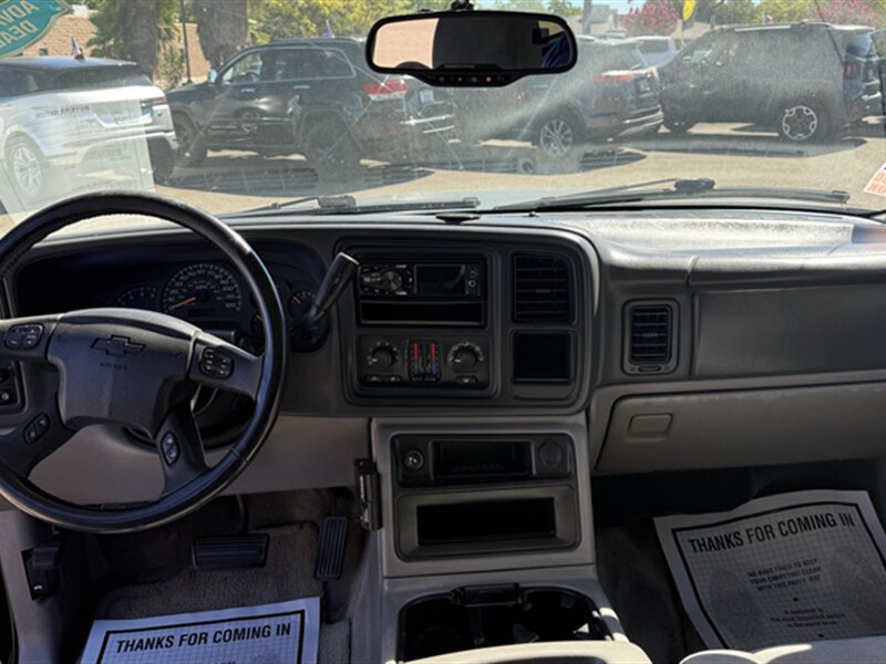2004 Chevrolet Suburban 1500 LS - Photo 8 - Lakeport, CA 95453-5619